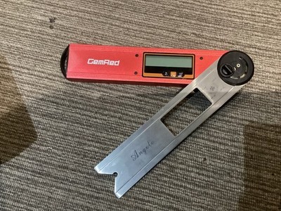 Digitaler Winkelsucher mit Wasserwaage Hochpräziser Winkelmesser LCD Display ME-AN-MEAS