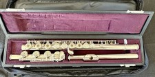 Yamaha YFL-482 Flute - Solid Silver, Open Hole, B Foot W/Gizmo Excellent