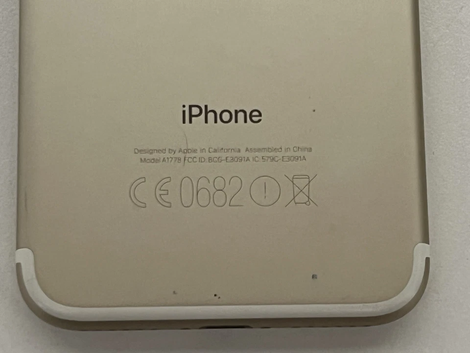 Apple iPhone 7 (A1778) Unlocked - Tested & Working- Batt Health 80% - No Cracks - Image 3 of 4