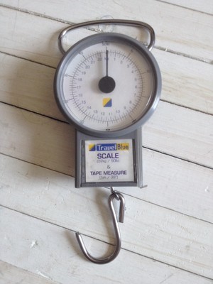 TRAVEL BLUE LUGGAGE SCALE 50 PDS. CAPACITY