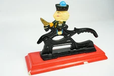 Vintage Nutcracker Cast Iron Paul Revere Hand Painted Nut Shell Cracker Soldier