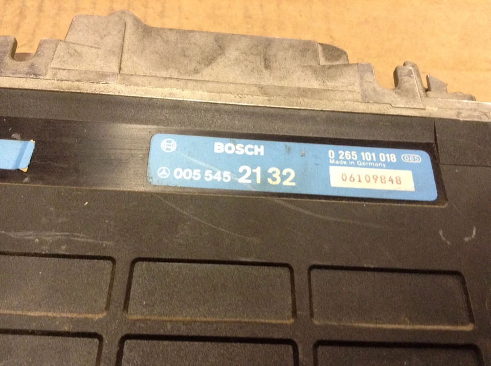 84 85 86 87 Módulo de control de chasis eléctrico ABS Mercedes Benz 300D 190D 300E Foto 2 de 4