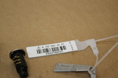A2128904067 Lock Cylinder Repair Kit New genuine Mercedes-Benz part - Picture 3 of 4