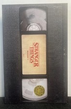 Netflix Stranger Things Season 1 DVD/Blu-Ray, 2016, 4-Disc, Collector's Edition