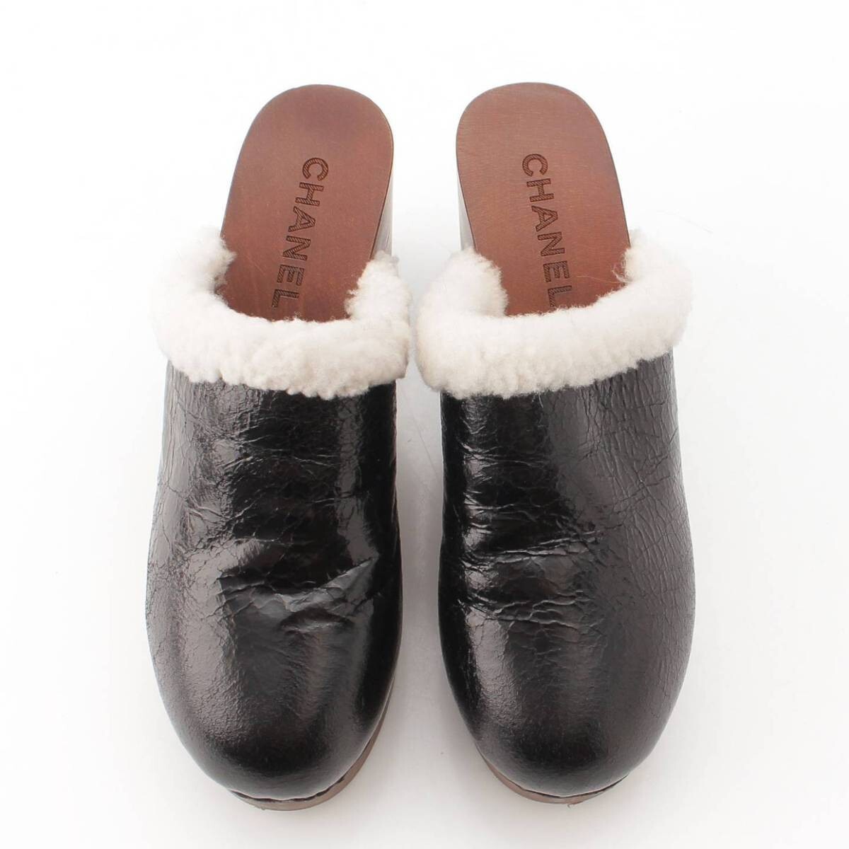 CHANEL サンダル G35368 CHANEL G35368 Leather Mouton Sabot Sandals 38C Black Women