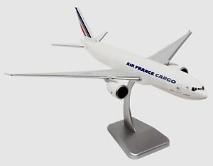 Maquette AIR FRANCE BOEING 777-200F CARGO au 1/200 