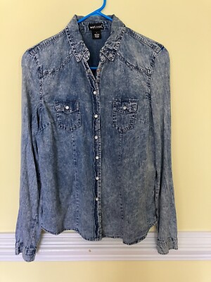 Wet Seal denim button down shirt women’s large