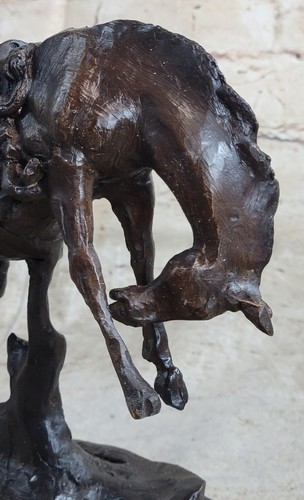 Signed Remington Rearing Horse Bronco Cowboy Bronze Sculpture Statue Figurine - 第 8/10 張圖片