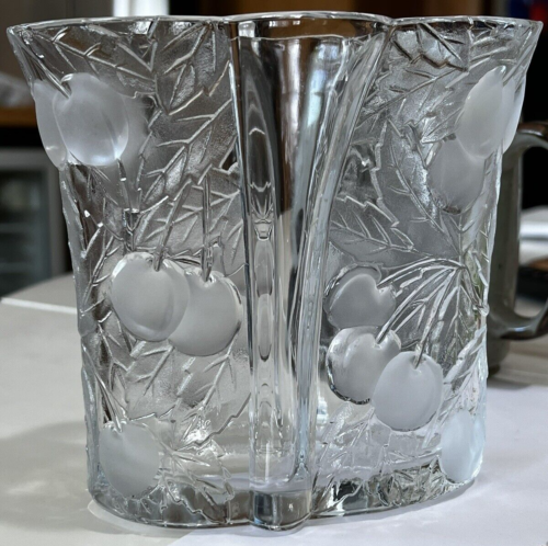 Josef Inwald Barolac Vase Czech Glass Cherries & Leaves Satin and Clear - 第 1/20 張圖片