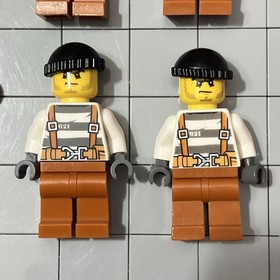 The LEGO City Bandit Minifigure Lot Of 4 60141-1 Police Station F4 29