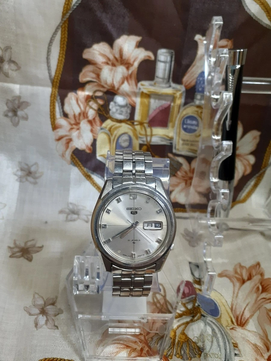 Operational 70s Vintage Automatic Overhauled 21 Jewels Seiko 5 Date Day