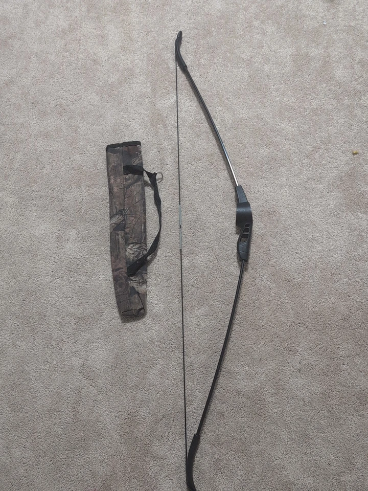 Beginners Bow And Arrow, Three Different Arrows To Practice With - Image 3 of 3