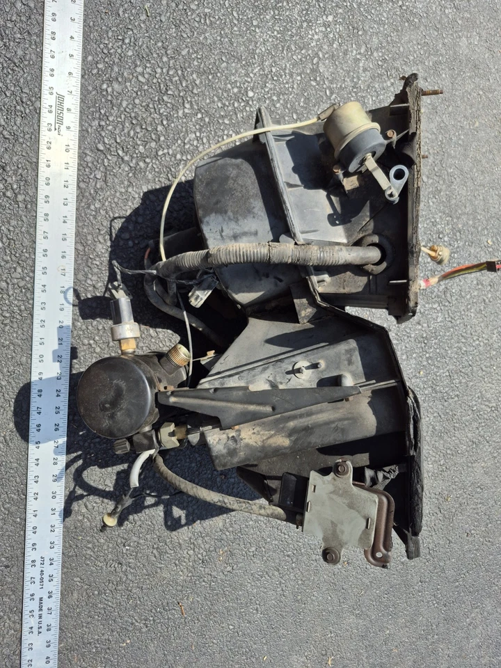 Ford Bronco 1996 exterior bajo capó sistema de climatización carcasa OEM Foto 3 de 4