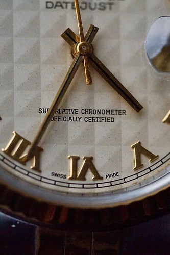 1989 Rolex L Serial Datejust Pyramid Dial 18K Yellow Gold 16233 - Picture 4 of 7