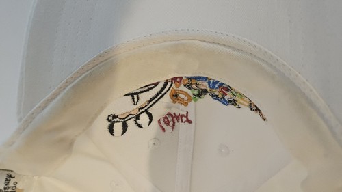 Unique Vintage WDW Mickey Mouse SIGNED baseball Cap - Picture 6 of 6