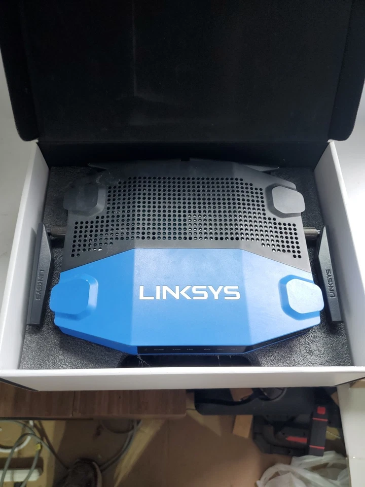 Router Linksys WRT1900ACS 1300 Mbps 4 puertos doble banda Wi-Fi doble núcleo 1,6 GHz CPU Foto 2 de 3