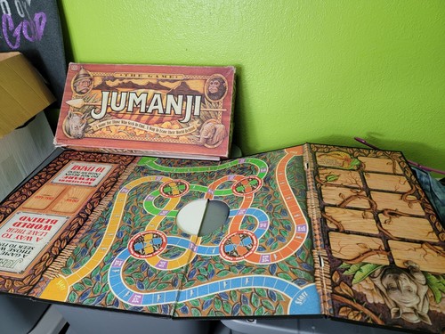 Jumanji - The Game - Milton Bradley - Vintage 1995 - Family Fun - Picture 1 of 9