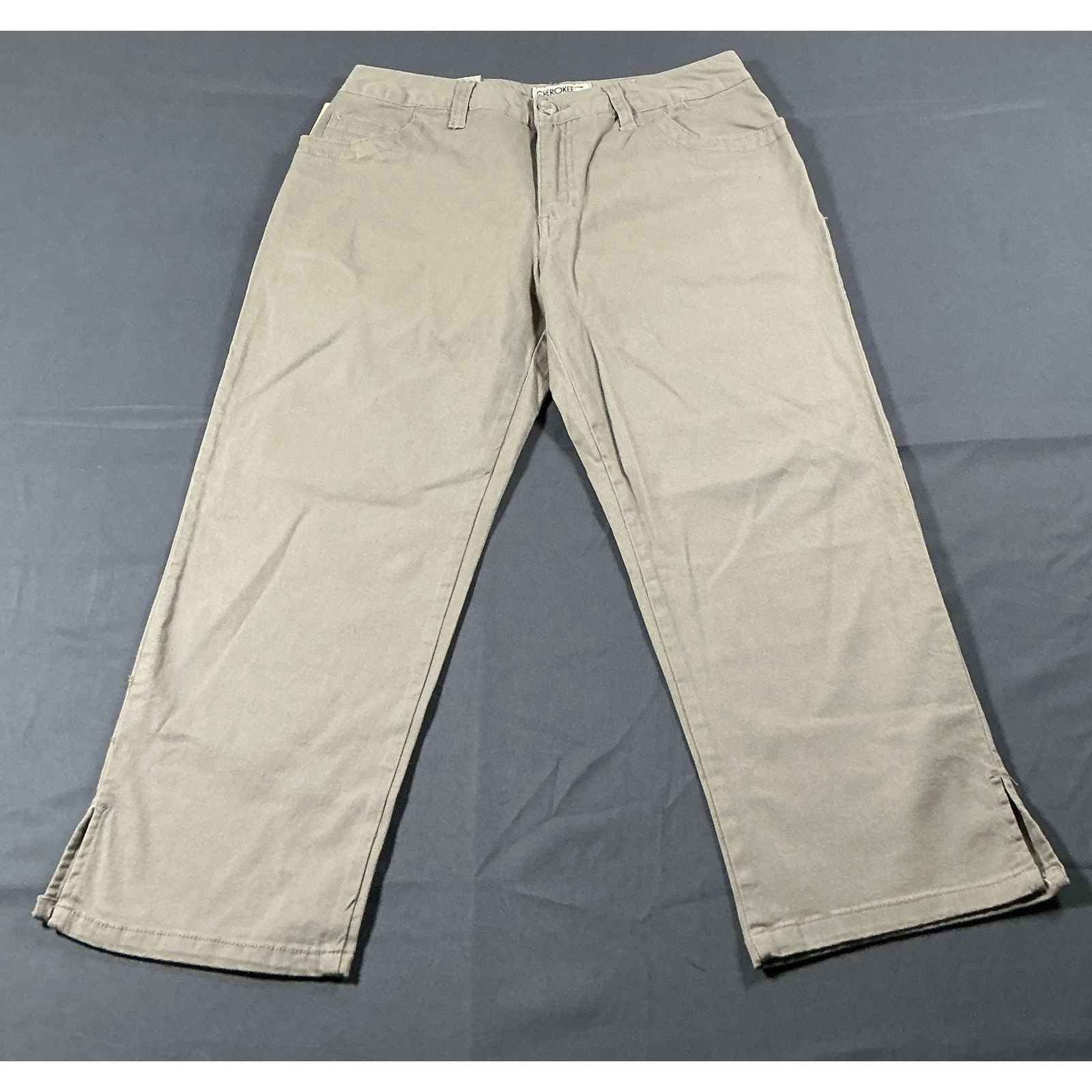 Cherokee Womens Vintage Khaki Relaxed Capri Pants Size 2 NWT Stretch Side Slit