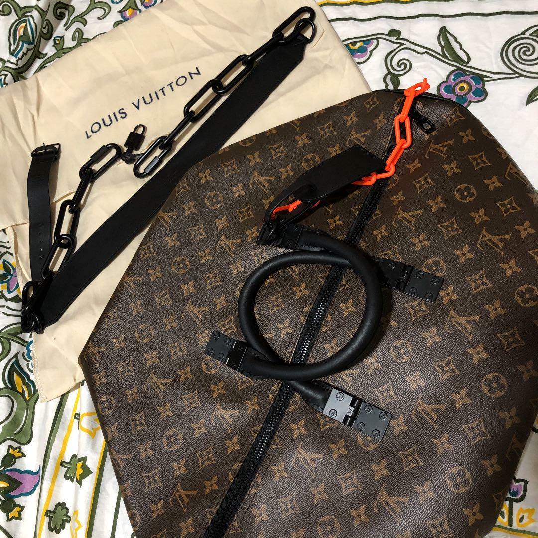 black moschino crossbody bolsa