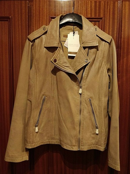chaqueta Leather, nueva, talla L,piel.
