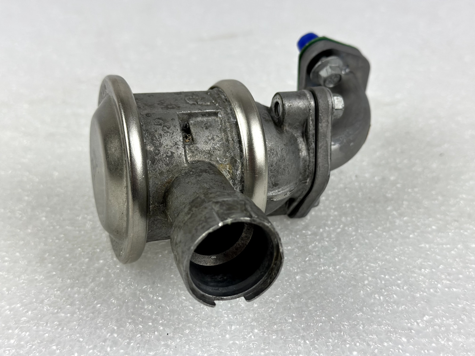 Mclaren 720 570 600 M840T EGR Valve Bank2  705574040 pierburg  used