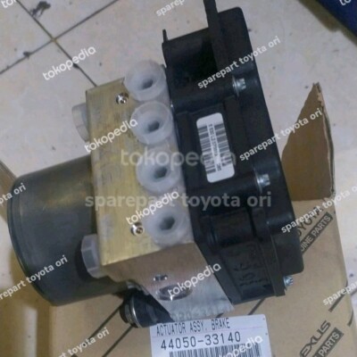 44050-33140 Toyota Actuator ASSY Brake 4405033140 Genuine OEM Part 