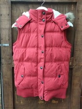 Fat Face Women's Removable Hood Fur Gilet Body Warmer Quilted Red Tomato UK 10