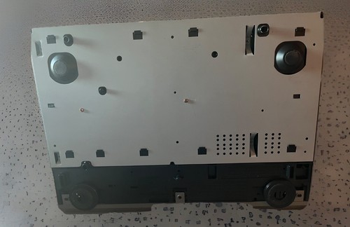 Samsung DVD + VCR Combo V2000 funzionante senza telecomando. Venduto solo per ricambi - Foto 9 di 11