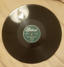 78 RPM THE PLATTERS/MAGGIE DOESN'T WORK HERE ANYMORE  FEDERAL 12204  E 