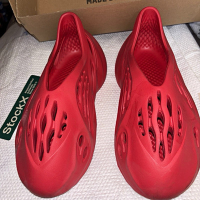 adidas Yeezy YZY Foam RNNR Vermillion Red Lightweight GW3355 Men's US 6