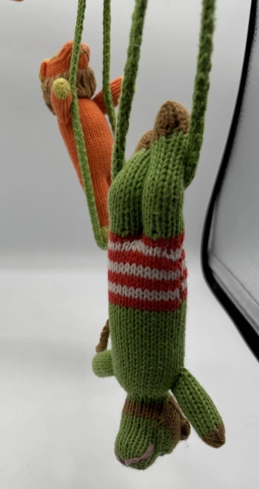 RARO Blabla Niños Tejido a Mano Perú Cuna Guardería Selva Circo Zoológico Animal Arte Móvil Foto 2 de 4