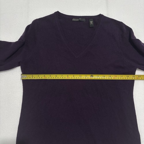 Lord & Taylor Sweater Woman’s XL Deep Purple 100% 2-PLY Cashmere V-Neck NWOT - Picture 6 of 7