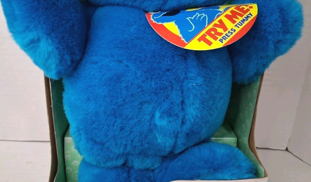 TYCO 1997 Sesame Street 15in Tickle Me Cookie Monster Talks Laughs