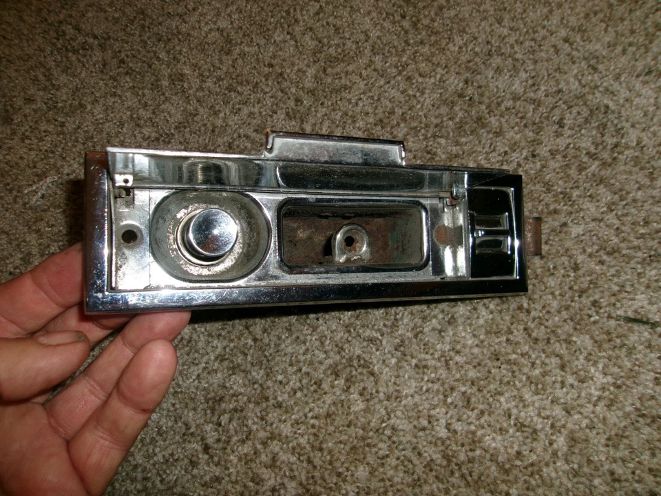 1960-64 Cadillac Coupe/Convertible Rear Quarter Ashtray Assembly Includes Switch - Image 4 of 4