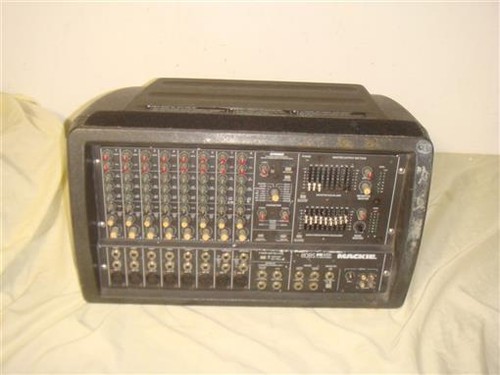 MACKIE 808S FR SERIES 2X600 WATT POWERED PA MIXER 