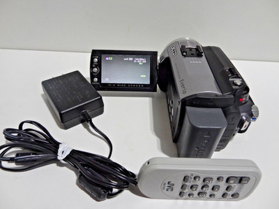 JVC Everio GZ-HD5U 3CCD 60GB Hard Disk Drive HD Camcorder, Remote, Ac, Battery