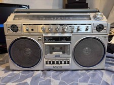 SANYO M-X520 vintage ghetto blaster boombox