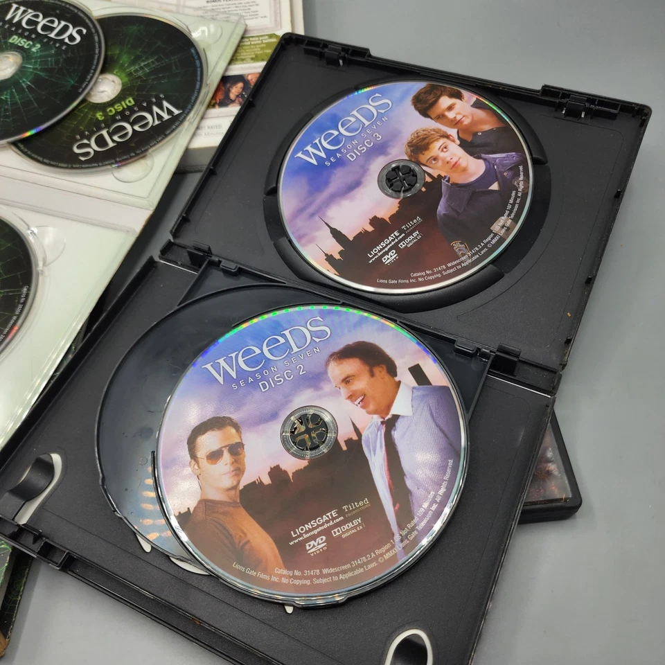 Weeds DVD LOT Seasons 2, 3, 5, 6, 7 / Tested / READ - Image 4 of 4