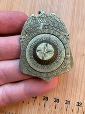 TVC7097 VINTAGE CAPTAIN MIDNIGHT SECRET SQUADRON  MASTER CODE DECODER BADGE