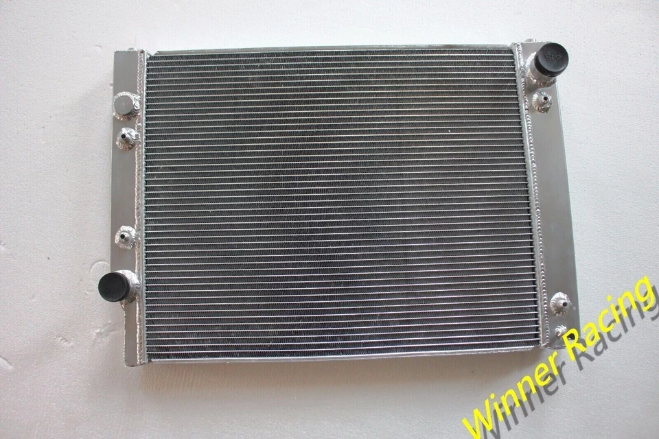 Radiador de alumínio Fit Jaguar XJ6 4.0L 1990-1992; Vanden Plas 3.6L 4.0L 1988-1992 - Imagem 4 de 4