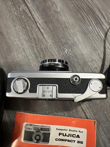 Vintage 35mm "Fujica 35 " MANUAL & STRAP+ Extras - Picture 9 of 11
