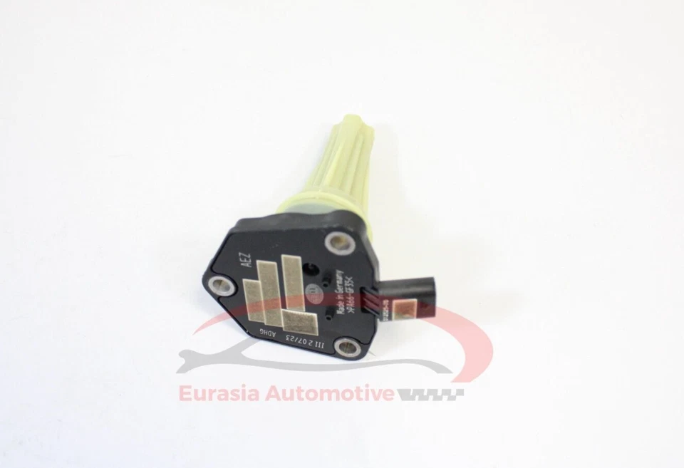Sensor de nivel de aceite de motor Hella 04C907660A fabricante de equipos originales para Volkswagen Jetta 1,5 L 2022-2024 Foto 4 de 4