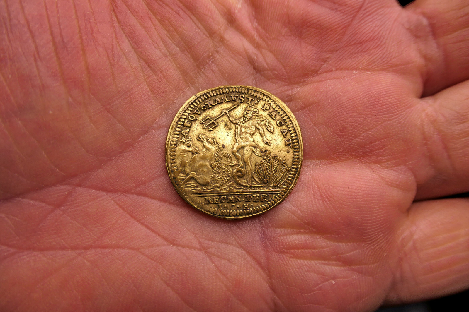 Picture 5 of 6