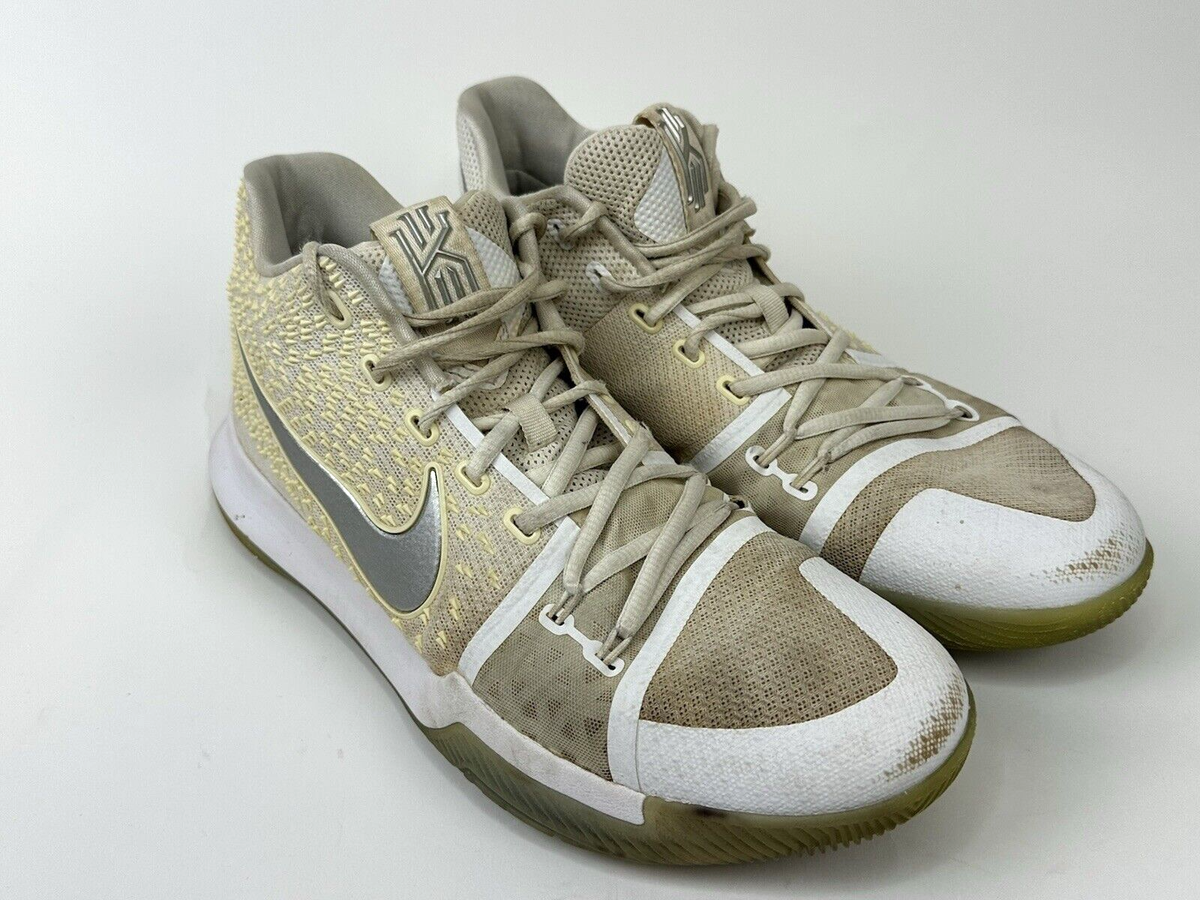 Nike Zoom Kyrie 3 Shoes Mens 10.5 Beige Chrome 852395-103 Athletic