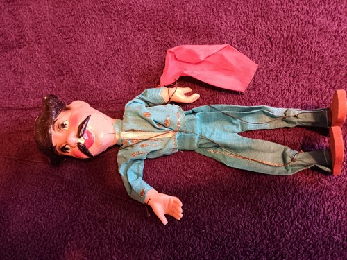 Vintage Mexican Bullfighter Marionette Puppet 17" Made in Mexico Folk Art - Picture 2 of 7