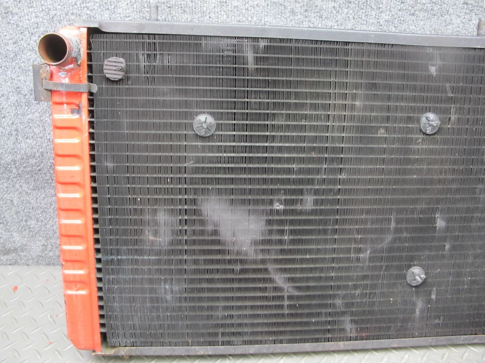 🥇75-82 TRIUMPH TR7 2.0L L4 发动机收音机 带冷却风扇 原始设备制造商 — 第 4/4 张图片