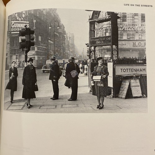 The Blitz The Photography Of George Rodger 1990 London Blitz English People - Picture 10 of 12
