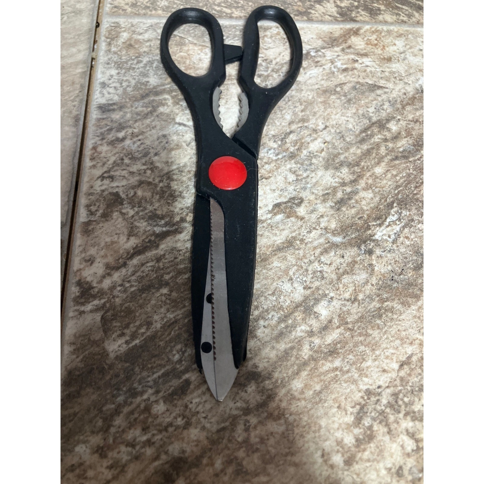 Black Kitchen Shears Stainless Steel Serrated Blades Nutcracker Bottle Opener