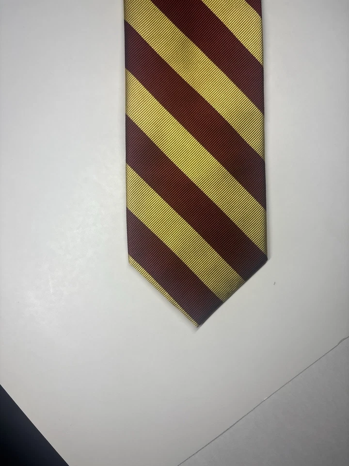 J Crew Red & Gold Striped Necktie Repp Tie Men’s 100% Silk Tie 57”x3” - Image 2 of 4