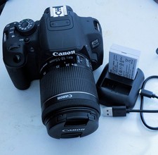 Canon EOS 700D 18MP DSLR Camera w/ EF-S 18-55mm Lens Charger 2 Batteries Black